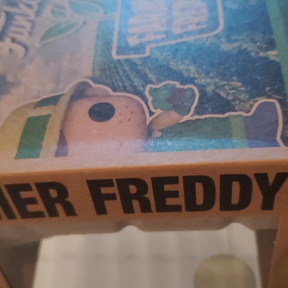 Earth Day 🌎 Farmer Freddy Funko Pop 211 Exclusive  Collectible 🔥 - Picture 4 of 9